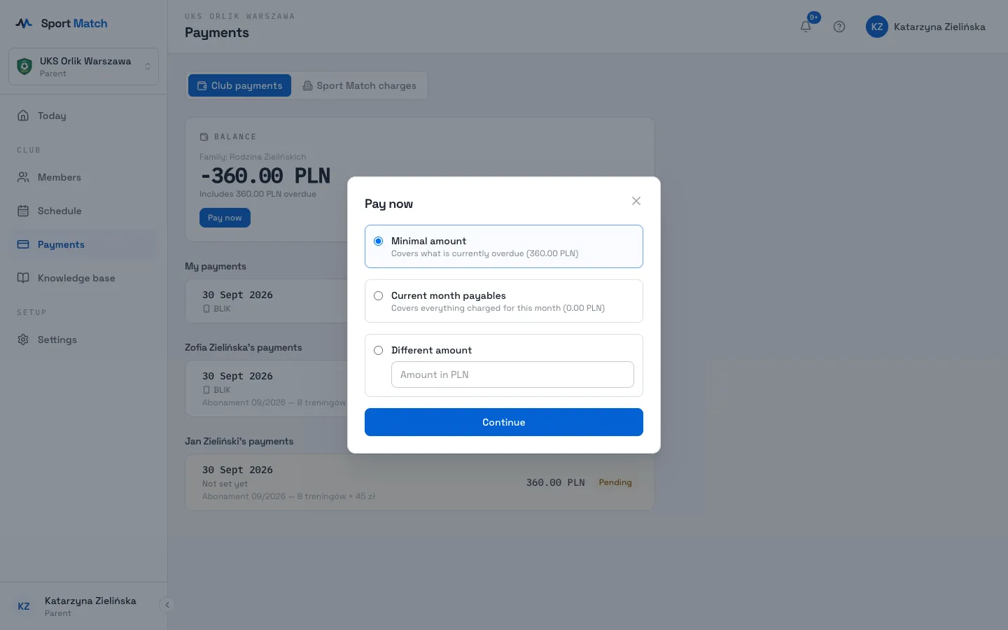 Sport Match screenshot: Choose the amount: Minimal amount covers what’s overdue, Current month payables covers everything billed this month, and Different amount lets you pay more. Choose Continue.