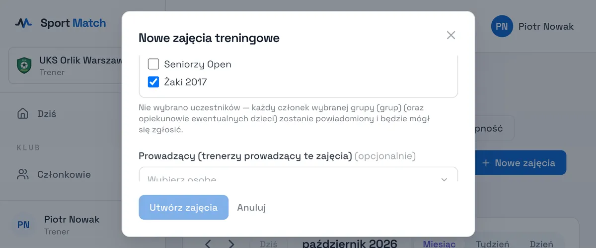 Zrzut ekranu Sport Match: Zaznacz jedną lub kilka grup w Grupa (grupy), a pole Uczestnicy zostaw puste. Pod listą grup pojawi się informacja, że wszyscy członkowie tych grup (i rodzice dzieci) dostaną powiadomienie i będą mogli się zgłosić.