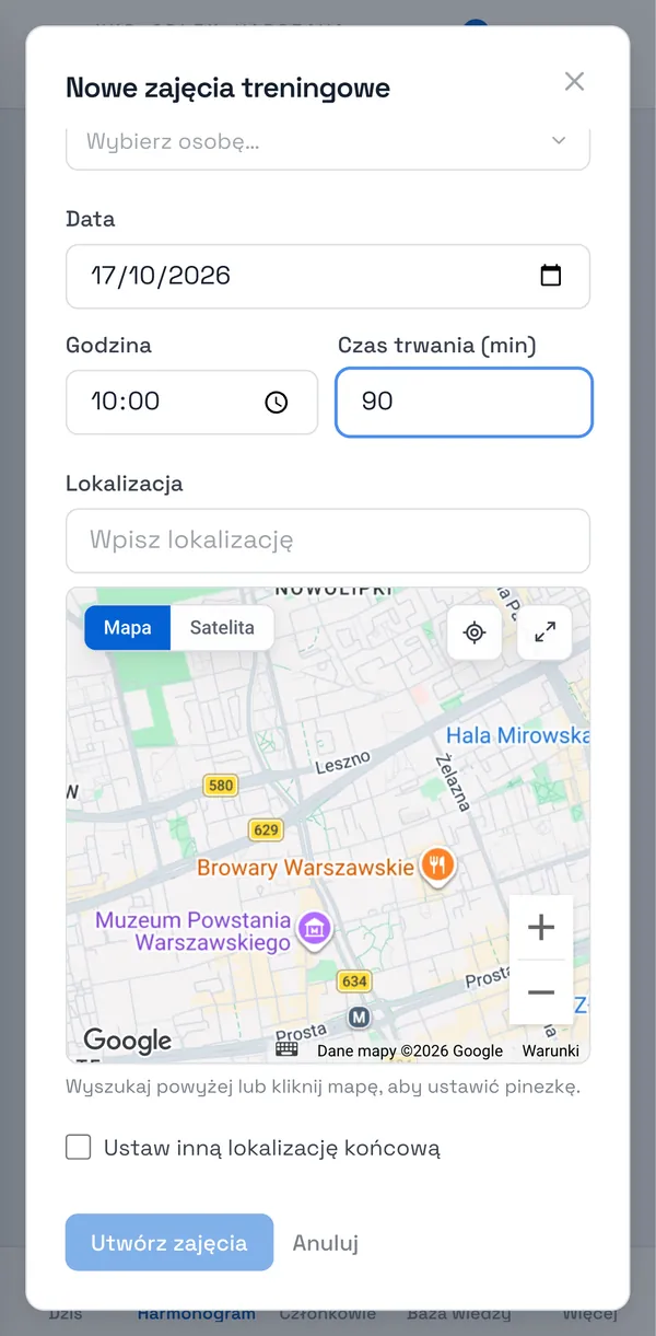 Zrzut ekranu Sport Match: Ustaw Data, Godzina, Czas trwania (min) i Lokalizacja (jeśli zajęcia kończą się gdzie indziej, zaznacz Ustaw inną lokalizację końcową). Dodaj Opis, np. „Sparing”.