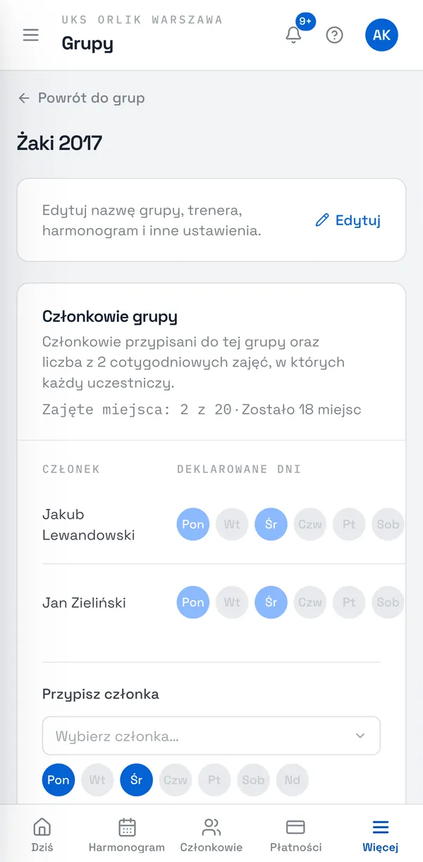 Zrzut ekranu Sport Match: W sekcji Przypisz członka wybierz osobę z listy Wybierz członka…, ustaw Typ płatności (Abonament albo Płatność za pojedyncze zajęcia) i — przy abonamencie — Poziom zobowiązania. Wybierz Przypisz.