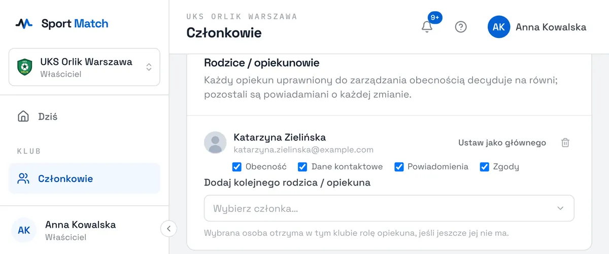 Zrzut ekranu Sport Match: W sekcji Rodzice / opiekunowie wybierz osobę w polu Dodaj kolejnego rodzica / opiekuna. Wybrana osoba dostaje w klubie rolę opiekuna, jeśli jeszcze jej nie ma.